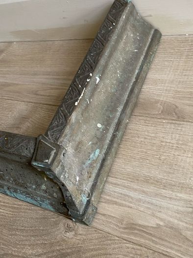Fire Fender Brass Antique Weighted Fire Surround