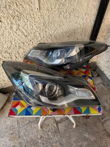 Opel Insignia Headlights - Matched Pair - Moisture