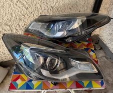 Opel Insignia Headlights - Matched Pair - Moisture