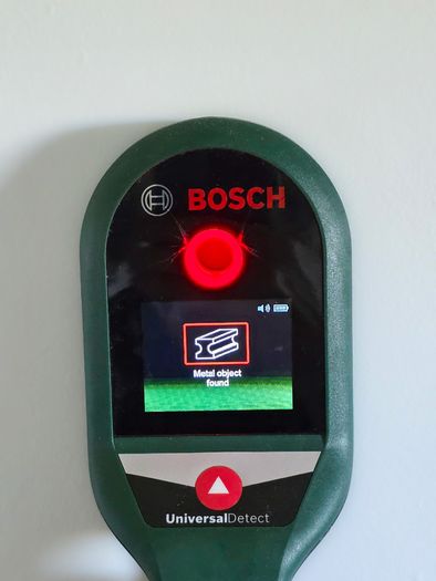 Bosch Universal wall Digital Detector