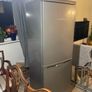 freestanding fridge-freezer Image 3
