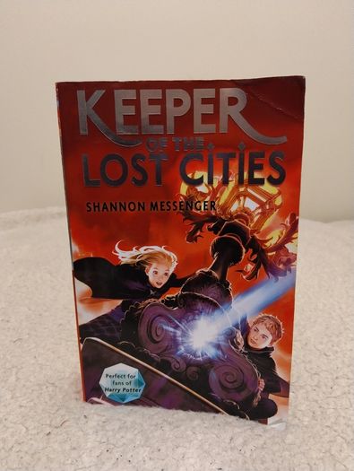 Keeper of the Lost Cities books by Shannon Messenger