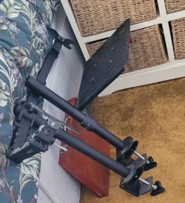 Dual monitor arms