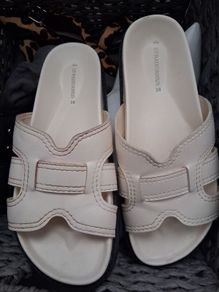 sandles