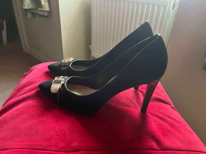 Black stilettos