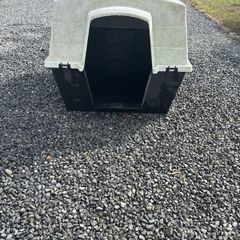 Plastic dog house