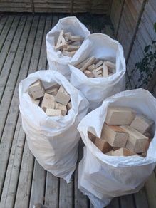 timber blocks and kindling 10.5 kg bags
