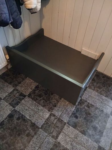 Dog raised bed