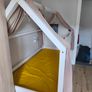 Canopy bed Image 2