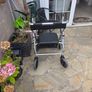 wheel chair/walker Image 2