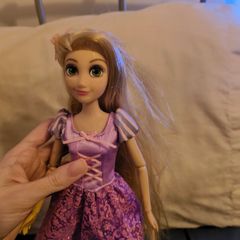 Disney Store Rapunzel doll