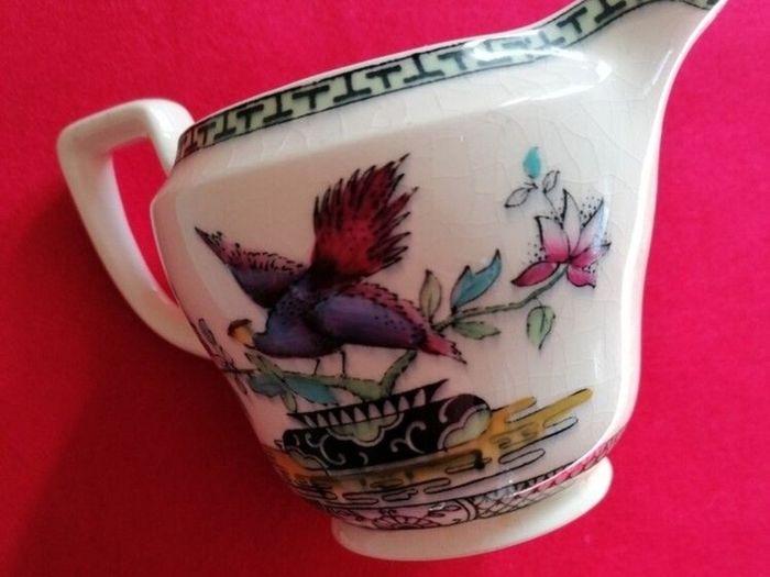 Vintage Bridgwood China Malayda Lily (21 Pieces)