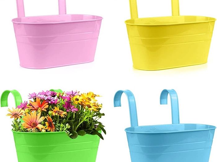 Flower Pots Metal Iron Hanging Flower Pots Garden Pots Balcony Planters Metal Bucket Flower Holders Wall Hanging Decor Pot- Detachable Hook (4 PCS) (Large)