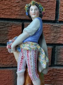 Antique Sutherland & Sons (S&S) Porcelain Statue