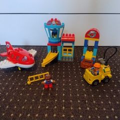 Lego Duplo airport