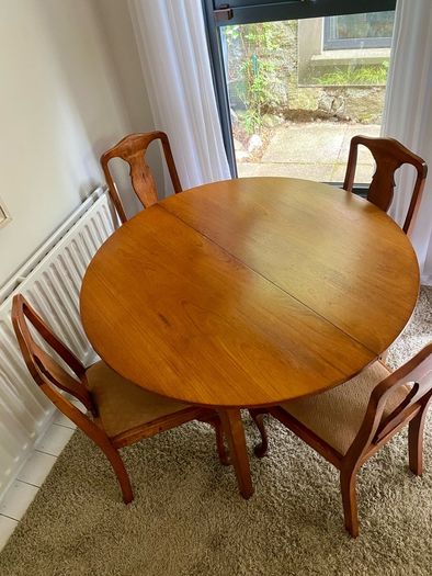 Mid-century extendable dining table & vintage chairs