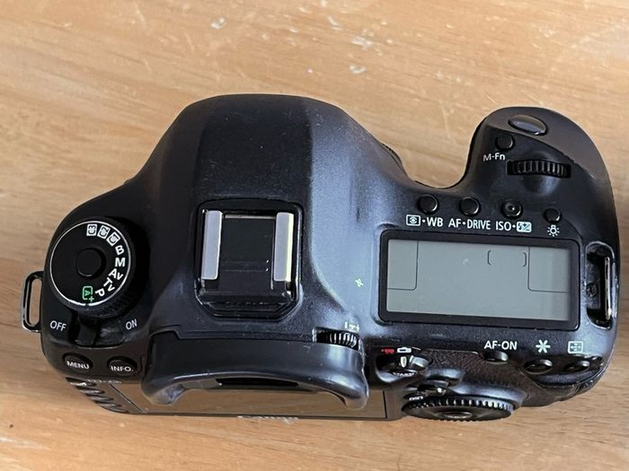 Canon 5D Mark 3 body only