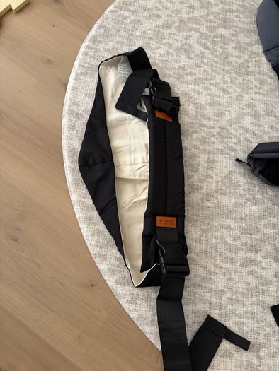 Side sling toddler carrier