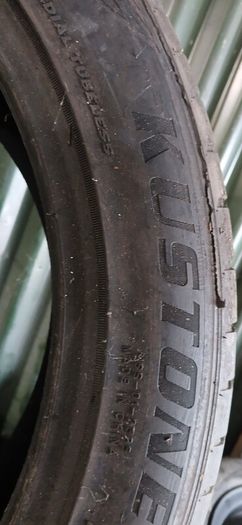 2  Tyres 255/45/20