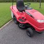 Honda HF 2315 V-Twin Hydrostatic Ride on Lawnmower Image 2