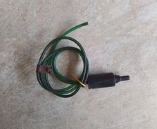 B/L Used Windscreen Washer Unit.