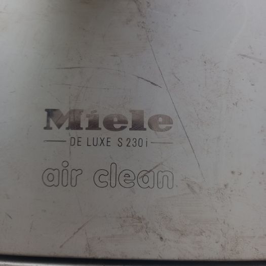 Miele Vacuum Cleaner