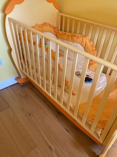 cot
