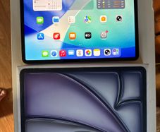 Apple iPad Air 13-inch 256GB