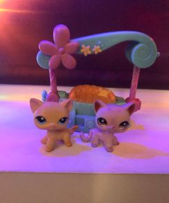 Littlest pet shop cats