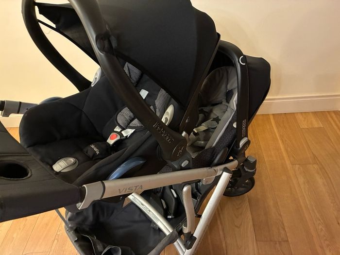 Uppababy vista bundle