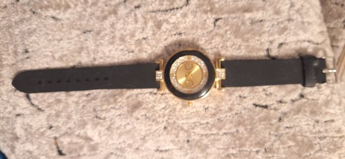womans watch