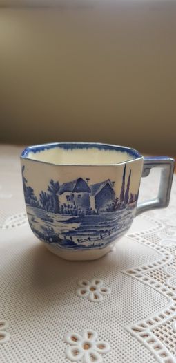 Royal Doulton Cup 1920's