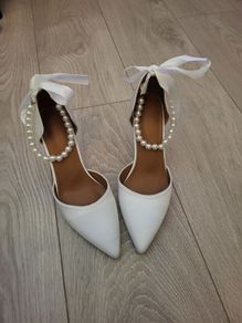Bridal shoes size 3