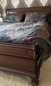 King size bed