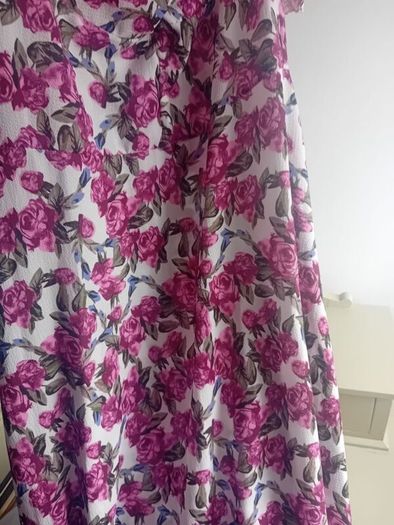 sweetheart floral midi dress