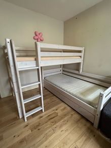 Flexa Bunk Beds with Third pull out bed