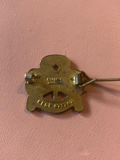 Vintage Girl Guides Pin Badge