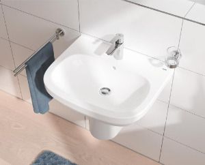 Grohe QuickFix Start SilkMove EnergySaving Cloakroom Mono Basin Mixer Tap with Waste - Chrome
