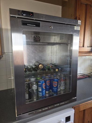 cooler/fridge