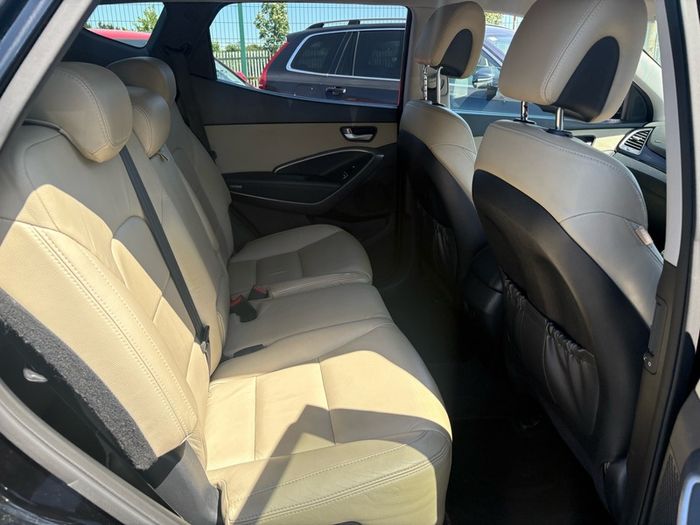 2016 Hyundai Santa Fe Executive 4WD 2.2L Diesel 7 Seats