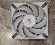 Corsair 120mm RGB Elite Fan