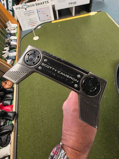 Limited Edition Scotty Cameron Concept X Putter 34"
