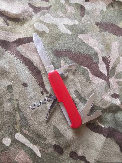 Vintage Victorinox Tourist Retired Version 84mm Swiss Army Knife
