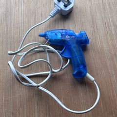 Stick It! Cool Melt Glue Gun