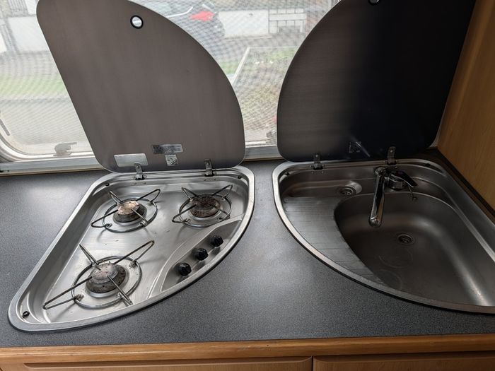 2.8td Knauss motorhome 6 berth LHD