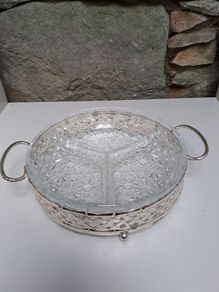 Vintage daisy and button serving dish