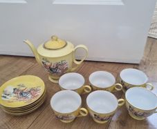 Vintage Chinese Tea Set