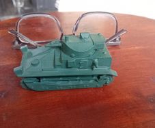 Dinky Vickers Mk 2 tank