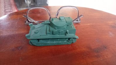 Dinky Vickers Mk 2 tank