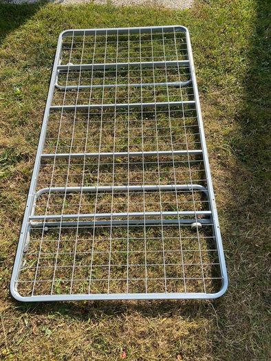 free Trundle bed
